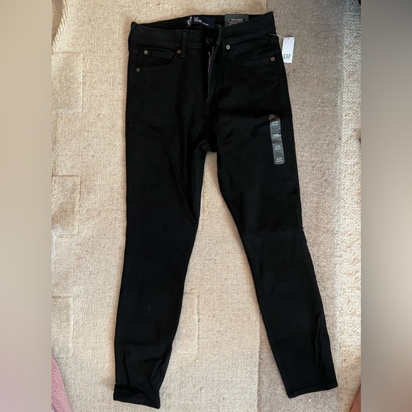 GAP Denim - NWT Gap High Rise Jeggings